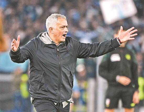 tr, 成为本菲卡 tr, 成为本菲卡