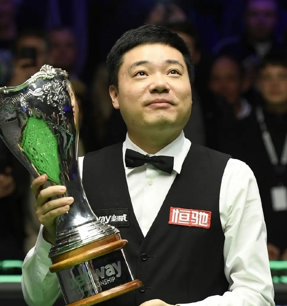 级决赛, 万奖金 级决赛, 万奖金