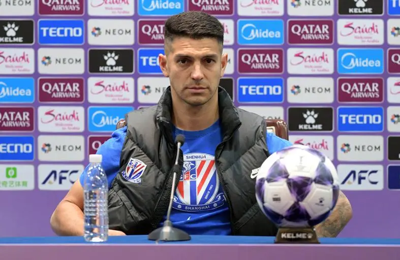 拼抢的剧烈 拼抢的剧烈