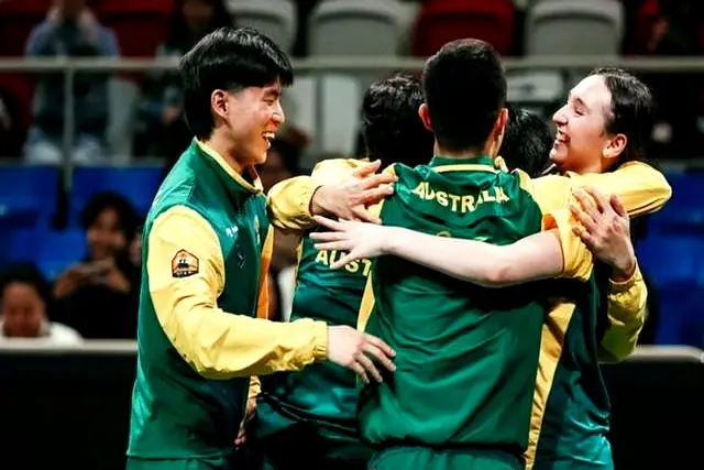 中挥汗如雨 中挥汗如雨