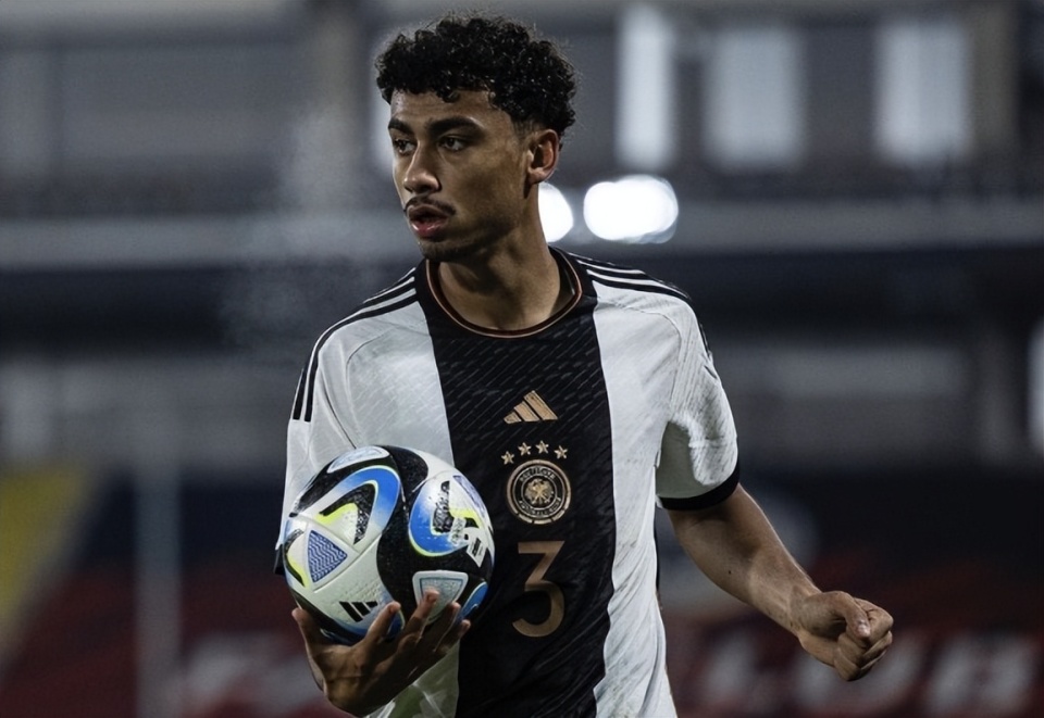 国家队首秀, 他都具备很